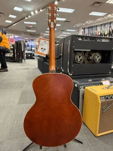 Godin Guitars - G31252 2